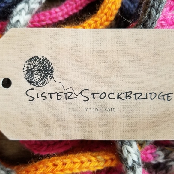 NWT Red and White Candy Cane Scarf Cowl Badgers - Picture 2 of 6